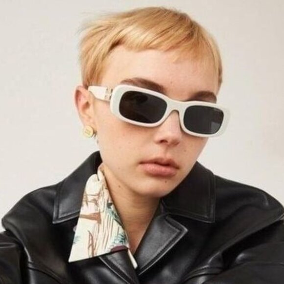 NEW MIU MIU MU08ZS 1425S0 WOMEN SUNGLASSES SMU 08Z 1425S0 WHITE EYEWEAR - Picture 3 of 10